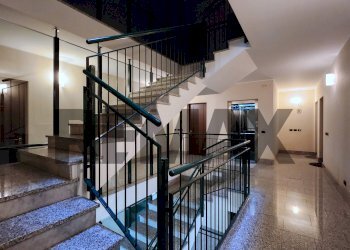 Scale - Bilocale Via Dei Mille
 
4/A, Novara - foto 19