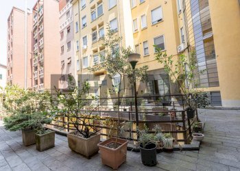 Edificio all\'aperto - Trilocale Via Legnone
 
19, Milano - foto 3