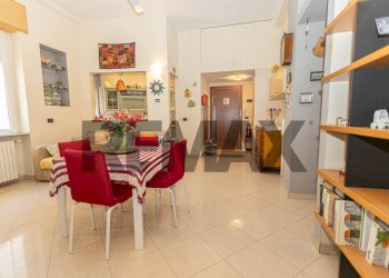Sala da pranzo - Trilocale Via Legnone
 
19, Milano - foto 10