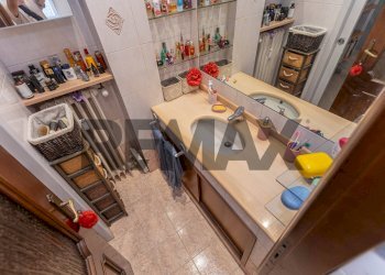 Bagno - Trilocale Via Legnone
 
19, Milano - foto 32