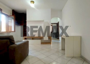 Soggiorno - Two-room apartment VIA PIAVE
 
12, Varese - photo 4