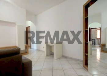 Soggiorno - Two-room apartment VIA PIAVE
 
12, Varese - photo 5