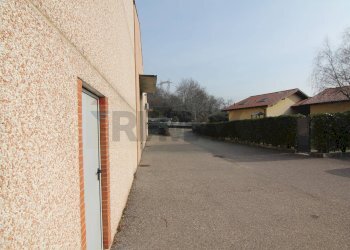 Edificio all\'aperto - Capannone VIA S. MICHELE ARCANGELO
43, Arcisate - foto 12