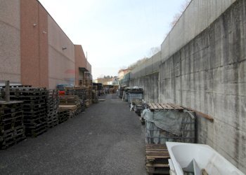 Edificio all\'aperto - Capannone VIA S. MICHELE ARCANGELO
43, Arcisate - foto 22