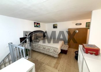 Camera / camera da letto - Four-room apartment Via Paolo Balsamo
 
21, Palermo - photo 6