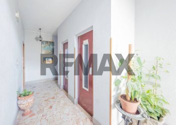 Hall / corridoio - Trilocale Via Aspromonte
 
39, Palermo - foto 2