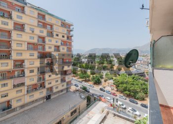 Edificio all\'aperto - Trilocale Via Aspromonte
 
39, Palermo - foto 29