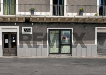 Edificio all\'aperto - Laboratorio Via Plebiscito
859, Catania - foto 1