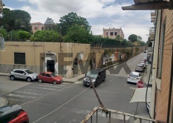 Edificio all\'aperto - Bilocale Via Madonna della via
11, Caltagirone - foto 2