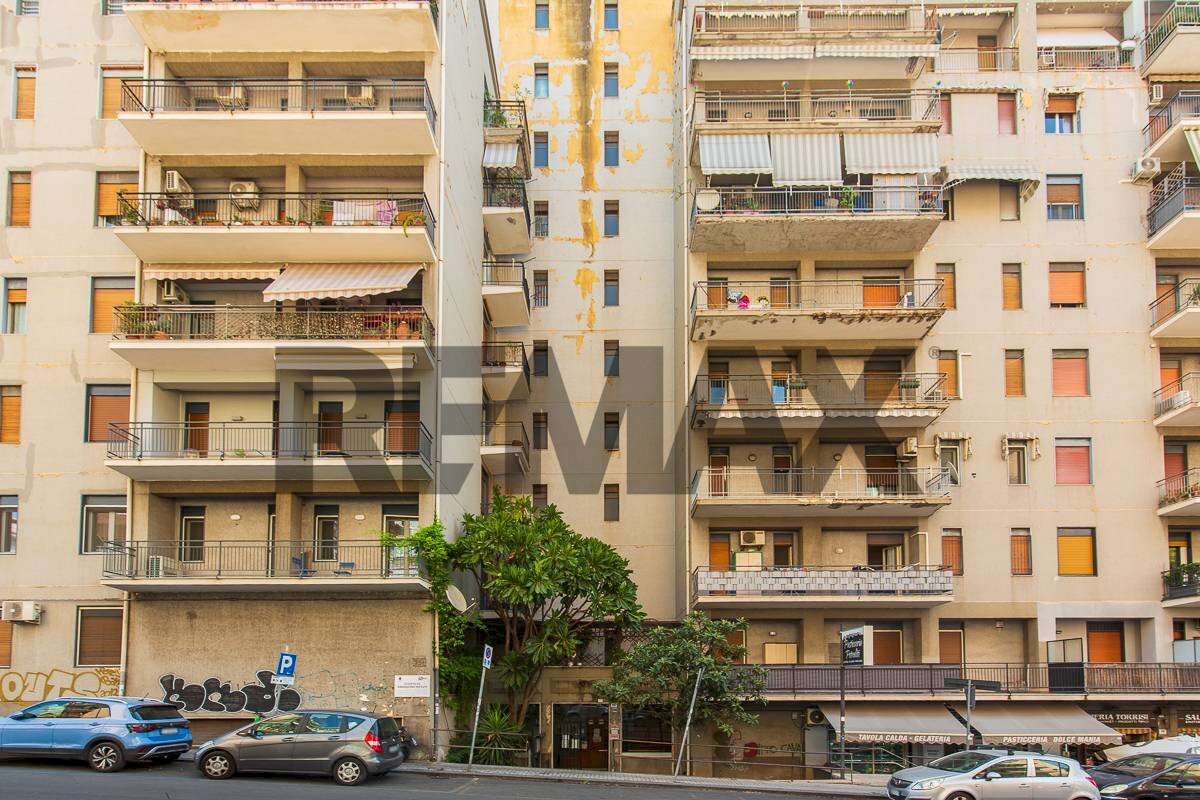 Edificio all\'aperto - Apartment Via Caronda
446, Catania - photo 2