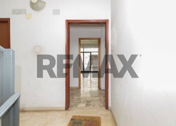 Hall / corridoio - Apartment Via Caronda
446, Catania - photo 13