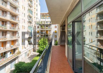 Balcone - Apartment Via Caronda
446, Catania - photo 21