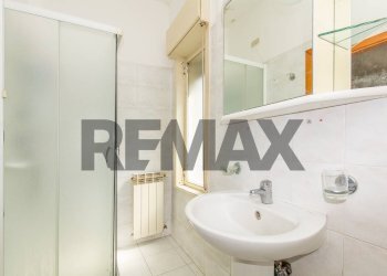 Bagno - Apartment Via Caronda
446, Catania - photo 39