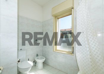Bagno - Apartment Via Caronda
446, Catania - photo 43