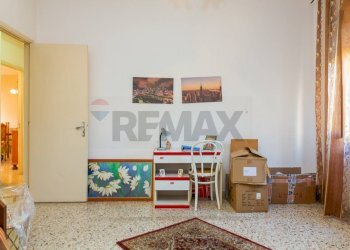 Camera / camera da letto - Appartamento Via Cantani
 
2, Acireale - foto 17