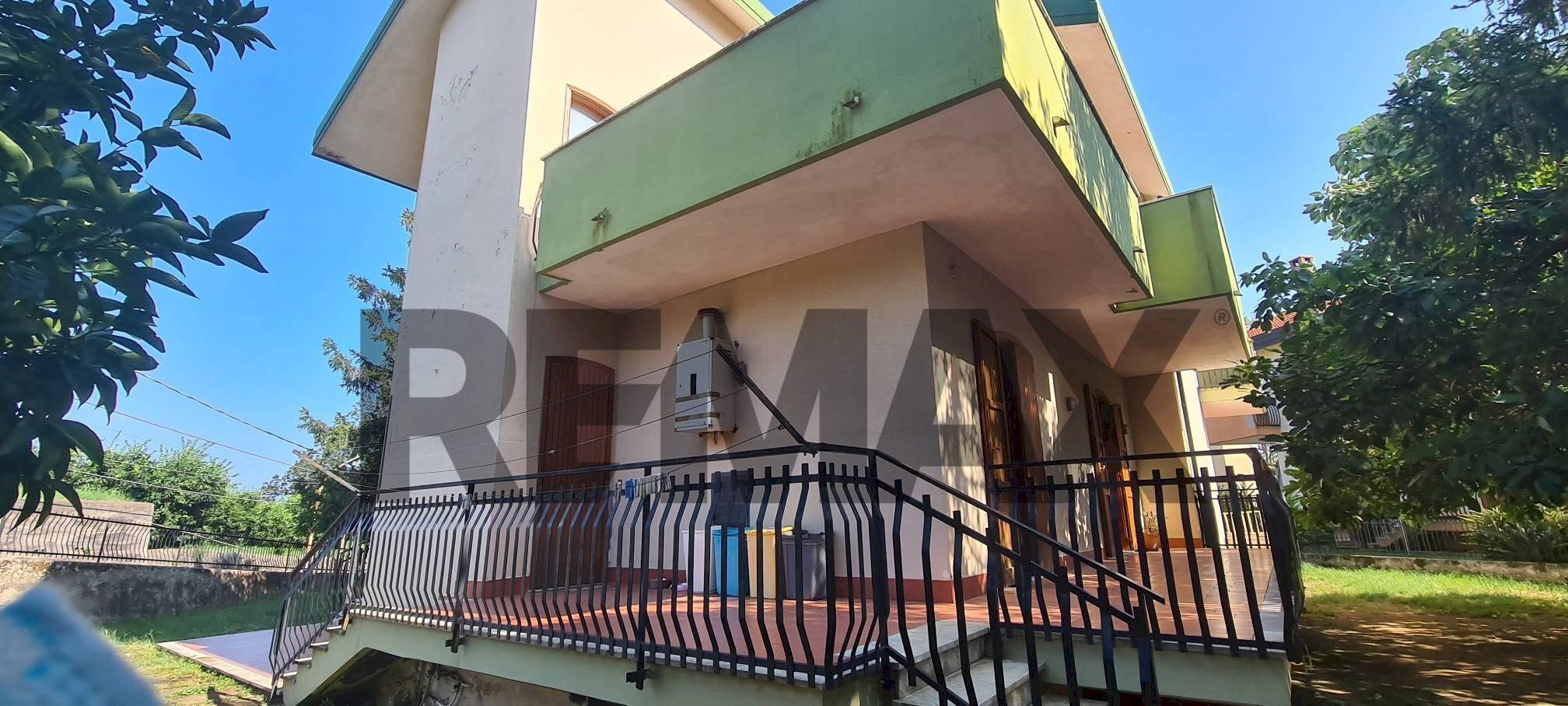 Casa all\'aperto - Casa semi indipendente Via Forlanini
44, Giarre - foto 2