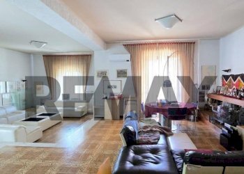 Soggiorno - Casa semi indipendente Via Forlanini
 
44, Giarre - foto 7
