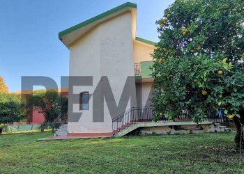 Casa all\'aperto - Casa semi indipendente Via Forlanini
 
44, Giarre - foto 9