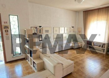 Soggiorno - Casa semi indipendente Via Forlanini
 
44, Giarre - foto 22