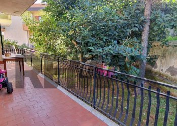 Balcone - Casa semi indipendente Via Forlanini
 
44, Giarre - foto 33