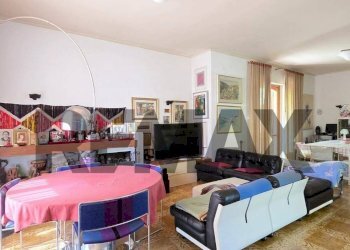 Sala da pranzo - Casa semi indipendente Via Forlanini
 
44, Giarre - foto 36