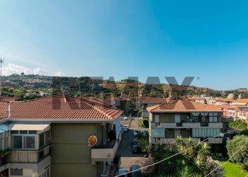 Edificio all\'aperto - One-room apartment Via XXI Aprile
 
47/49, Aci Castello - photo 15