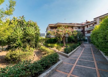 Edificio all\'aperto - One-room apartment Via XXI Aprile
 
47/49, Aci Castello - photo 21