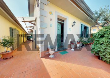 Terrazza - Villa Via Elettrica
 
5, Viareggio - photo 28
