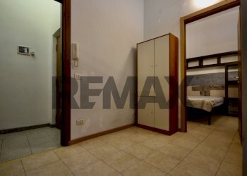 Hall / corridoio - One-room apartment Via San Remo
3, Roma - photo 6