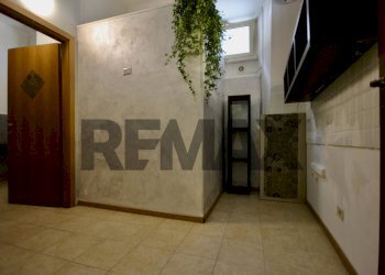 Ricezione / Lobby - One-room apartment Via San Remo
3, Roma - photo 15