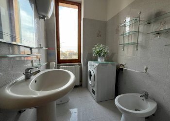 Bagno - Three-room apartment Via Stazione
 
12, Cannara - photo 9