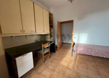 Camera / camera da letto - Three-room apartment Via Stazione
 
12, Cannara - photo 14