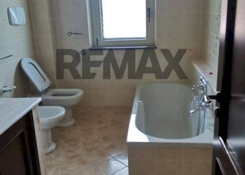 Bagno - Casa semi indipendente CONTRADA PRATO INFERIORE
 
23, Palmi - foto 29