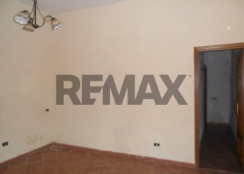 Stanza vuota - Casa indipendente Via Mussomeli
 
71, Caltanissetta - foto 3