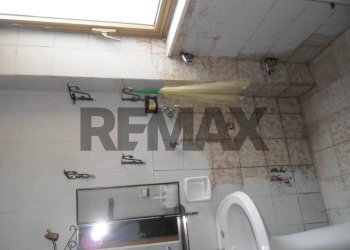 Bagno - Casa indipendente Via Mussomeli
 
71, Caltanissetta - foto 11