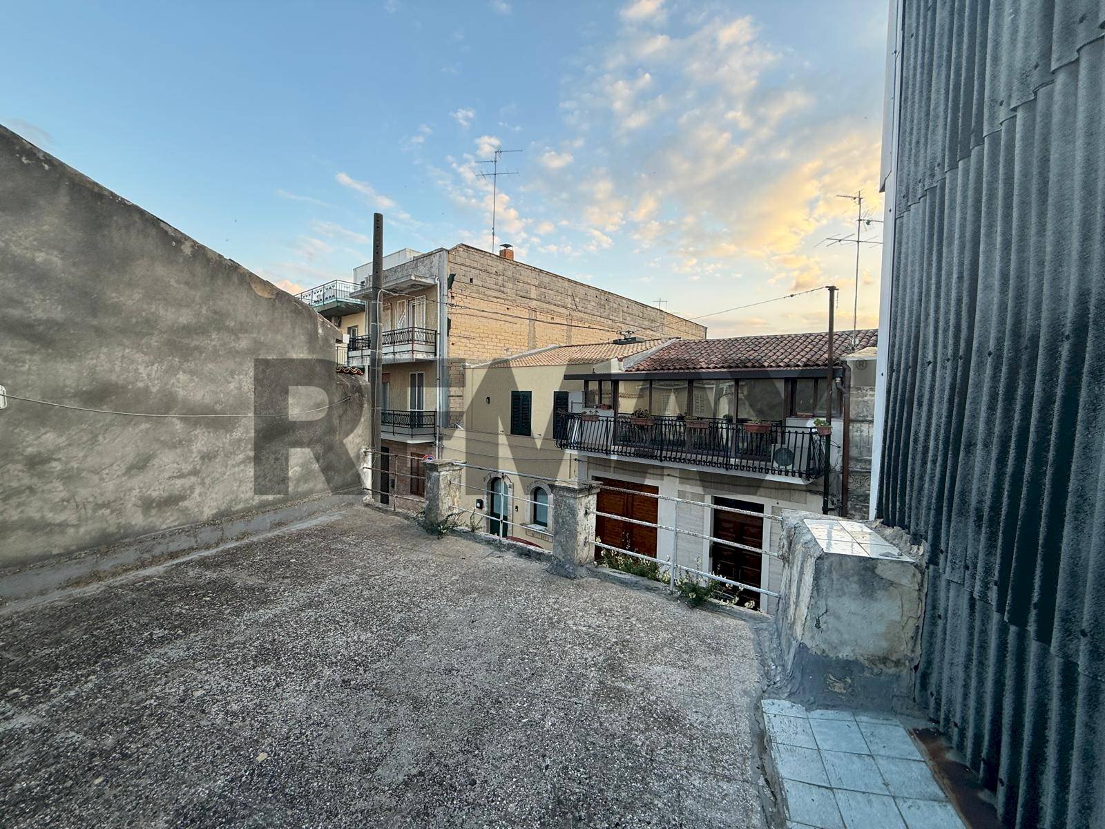 Casa all\'aperto - Trilocale via Bellini
 
37, Floridia - foto 1