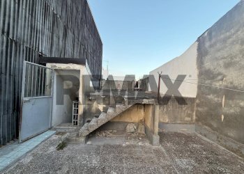 Terrazza - Trilocale via Bellini
 
37, Floridia - foto 2