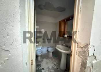 Bagno - Trilocale via Bellini
 
37, Floridia - foto 13