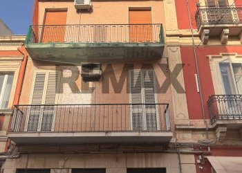 Edificio all\'aperto - Quadrilocale via principe umberto
 
420, Augusta - foto 4