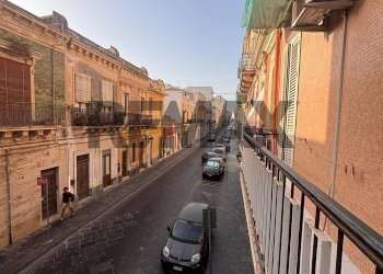 Edificio all\'aperto - Quadrilocale via principe umberto
 
420, Augusta - foto 5