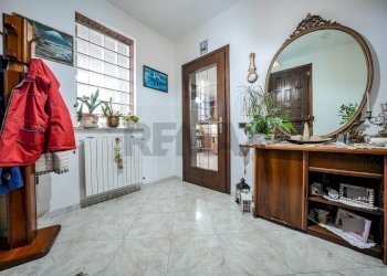 Hall / corridoio - Independent house località viebasse
 
83, Codigoro - photo 15