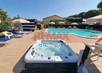 Piscina - Agriturismo Via Gorizia
14, Cecina - photo 19
