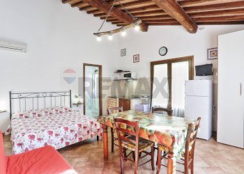 Camera / camera da letto - Agriturismo Via Gorizia
14, Cecina - photo 26
