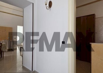 Sala da pranzo - Appartamento Via Platamone
 
21, Rosolini - foto 5