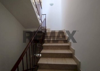Scale - Villa Via Mauceri
 
75, Avola - foto 17