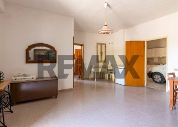 Sala da pranzo - Appartamento VIALE LIBERTA'
 
SNC, Rosolini - foto 18