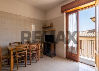 Sala da pranzo - Appartamento VIALE LIBERTA'
 
SNC, Rosolini - foto 25