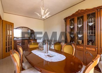 Sala da pranzo - Appartamento VIALE LIBERTA'
 
SNC, Rosolini - foto 34