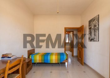 Camera / camera da letto - Appartamento VIALE LIBERTA'
 
SNC, Rosolini - foto 44