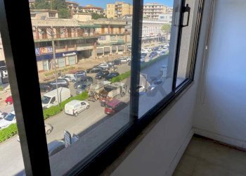 Dettagli - Ufficio viale Teracati
 
104, Siracusa - foto 7